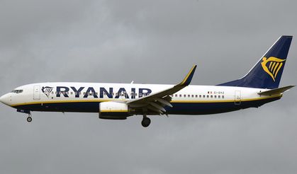 Ryanair Drops Family Seating Fee After CMA Probe