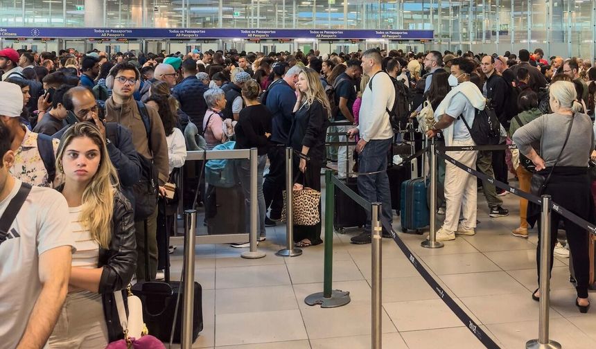 EU border delays raise fears of summer travel chaos